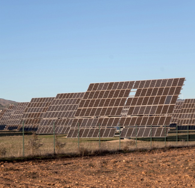 Los parques solares deben proyectarse en parcelas sin uso agrícola.